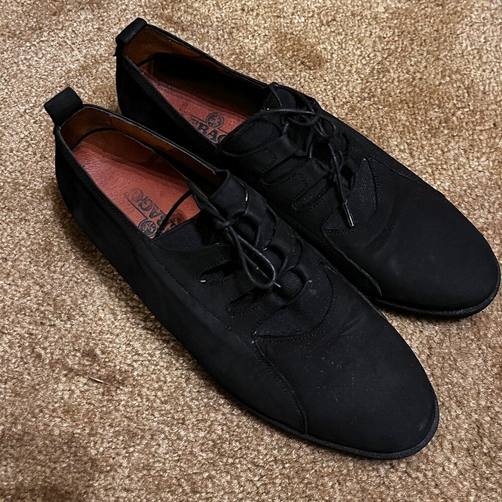 Sebago woman's shoes, black sueded with elastic/tie, size 9N, like new